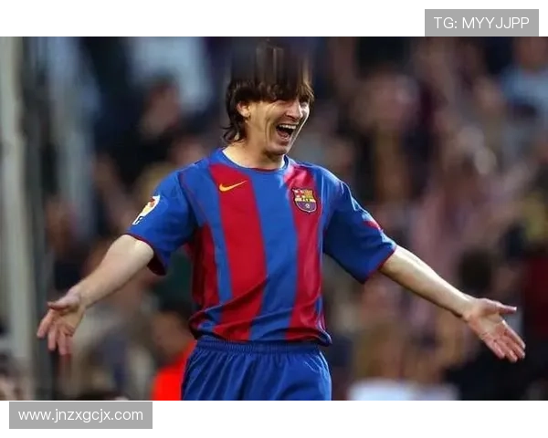 冬季赛场上的足球传奇明星与他们的辉煌故事 冬季赛场上的足球传奇明星与他们的辉煌故事