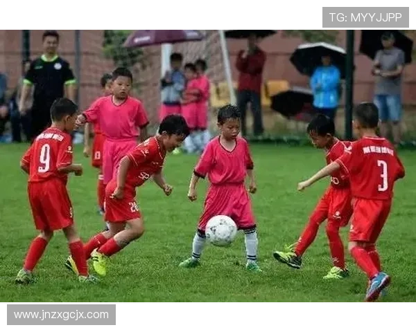 刘磊专访:从青涩少年到足球传奇的成长之路回顾 刘磊专访:从青涩少年到足球传奇的成长之路回顾