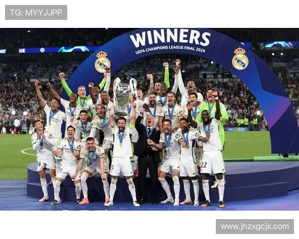 内姓足球明星的传奇故事与辉煌成就探秘 内姓足球明星的传奇故事与辉煌成就探秘