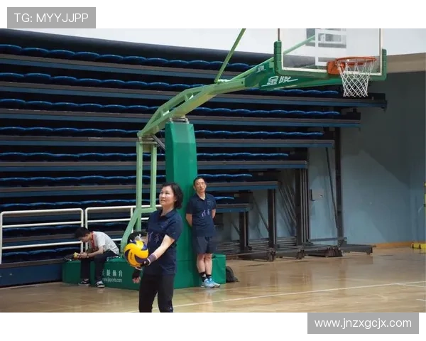 刘芳独家分享排球心得与技巧助你提升球技和比赛表现 刘芳独家分享排球心得与技巧助你提升球技和比赛表现